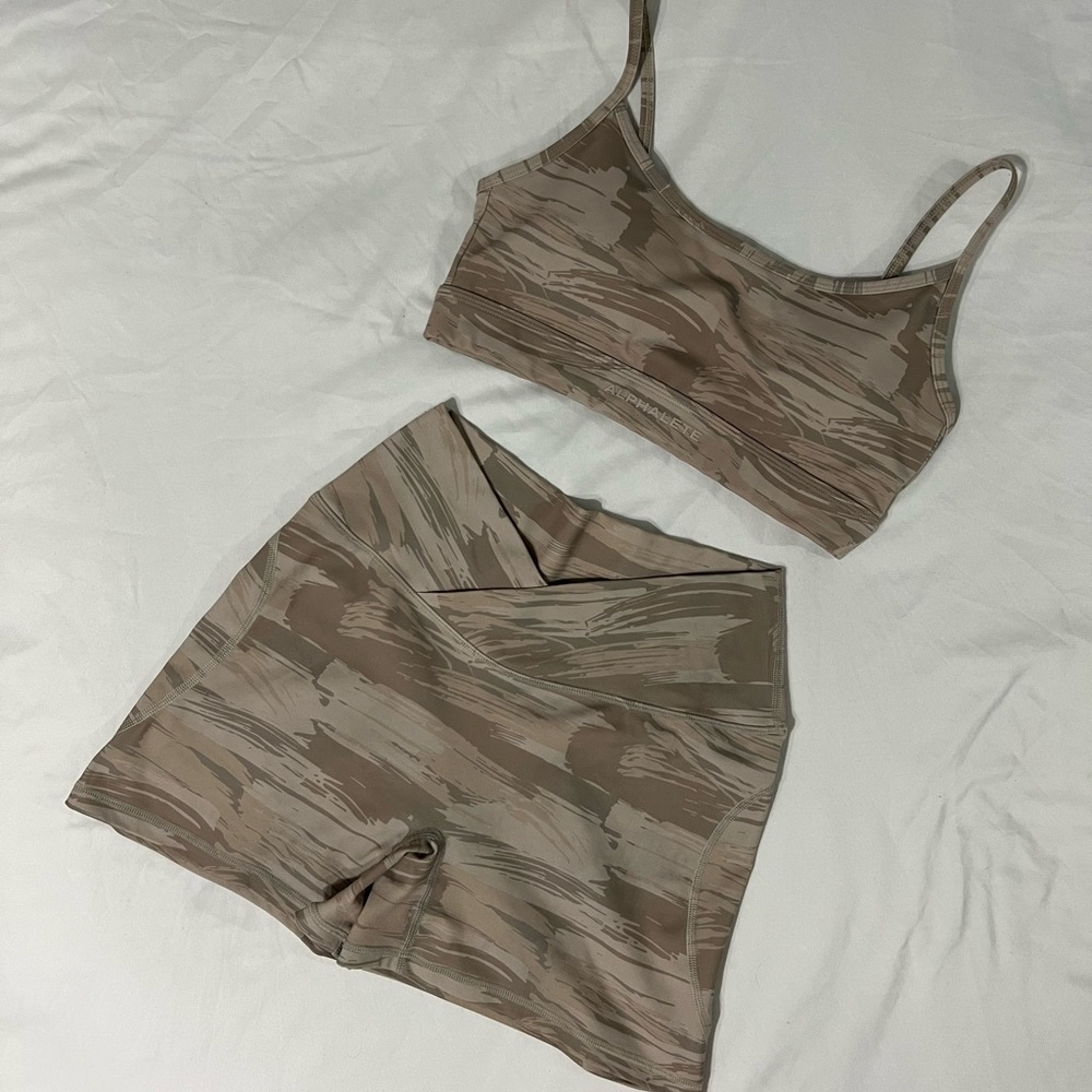 Alphalete Surface Set in Desert Canvas Camo